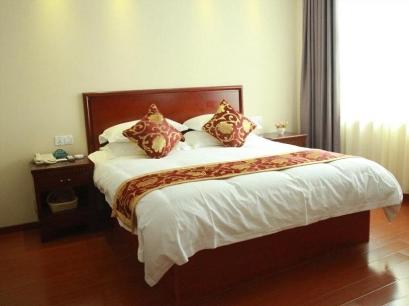 Greentree Inn Zhejiang Taizhou Linhai Passenger Transport Center Lamei Road Business Hotel Buitenkant foto